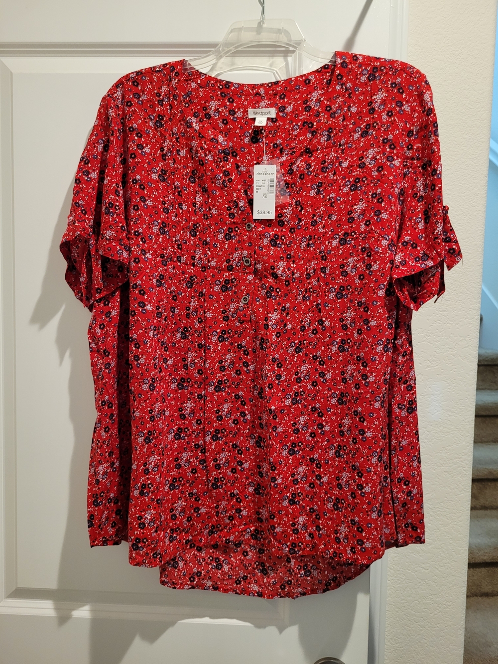 Westport Red Floral 1/2 Button-Front Women’s Top NWT 3X